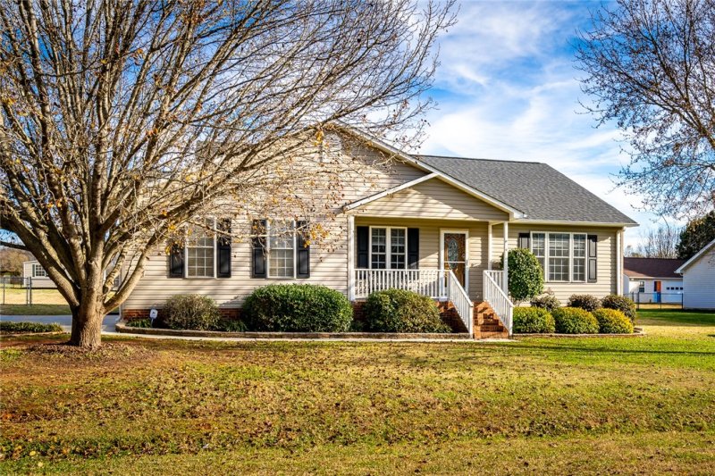 Property image 3 at 123 Fleet Drive, Anderson, SC 29625