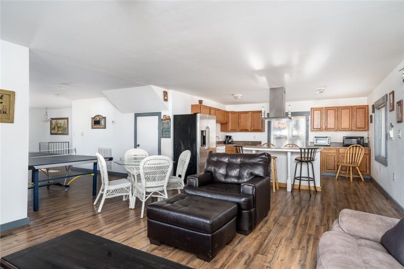 Property image 3 at 108 Holt Drive, Iva, SC 29655