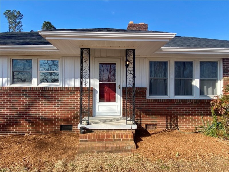 Property image 3 at 706 Adams Street, Seneca, SC 29678