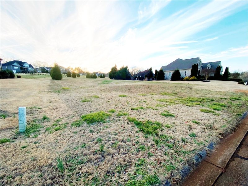 Property image 2 at 112 Bree Drive, Anderson, SC 29621