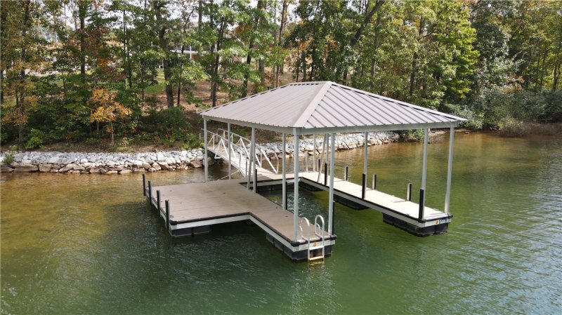 Property image 5 at 558 Marina Bay Drive, Seneca, SC 29672