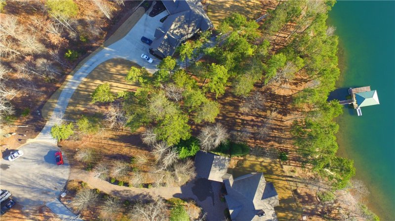Property image 3 at 519 Pointe West Drive, Seneca, SC 29672