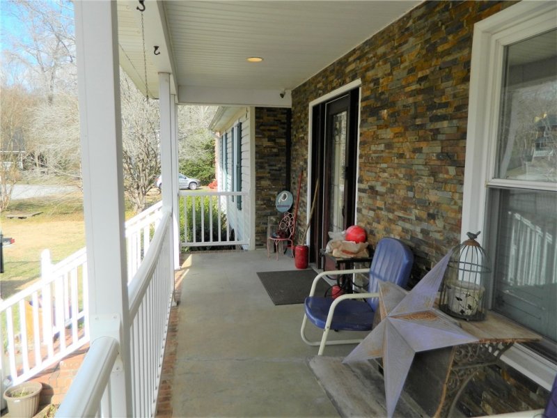Property image 3 at 532 Indian Trail, Taylors, SC 29687