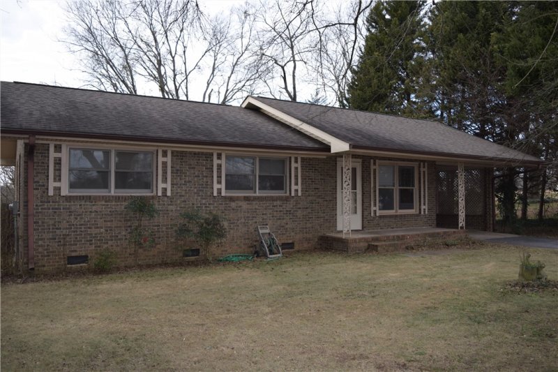 Property image 3 at 4077 Brookfield Drive, Seneca, SC 29672