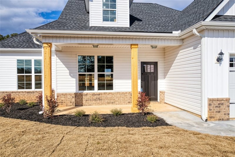Property image 2 at 103 Carolina Drive, Piedmont, SC 29673