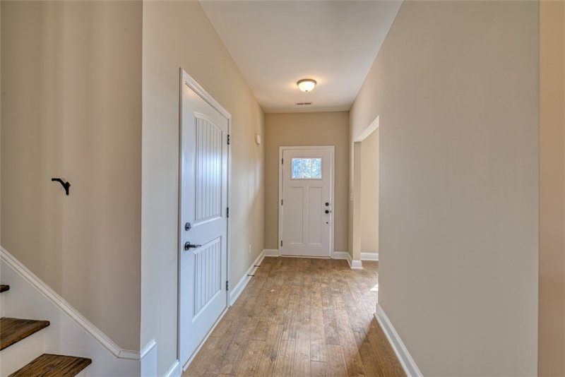 Property image 4 at 103 Carolina Drive, Piedmont, SC 29673