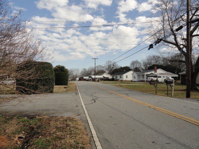 Property image 3 at 614 Palmer Street, Anderson, SC 29626