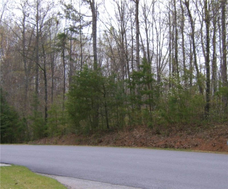 700 Cross Creek Drive