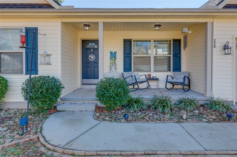 Property image 4 at 238 Hallmark Circle, Easley, SC 29640