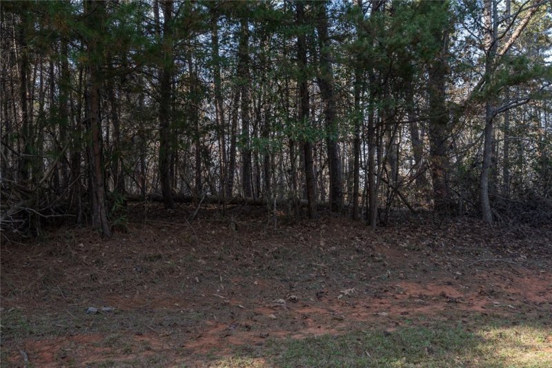 Property image 4 at 1006 Tugaloo Heights Circle, Fair Play, SC 29643