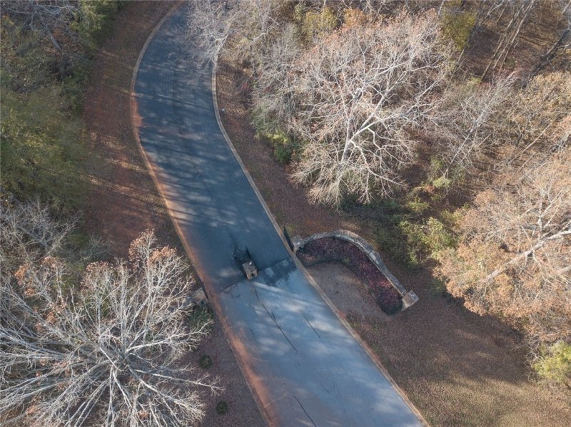 Property image 5 at 1006 Tugaloo Heights Circle, Fair Play, SC 29643