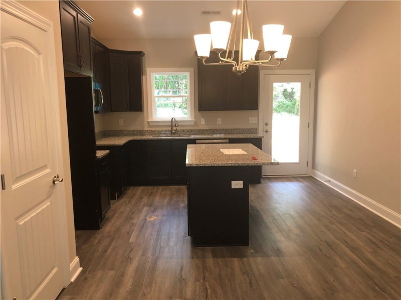 Property image 3 at 217-A Longview Drive, Williamston, SC 29697