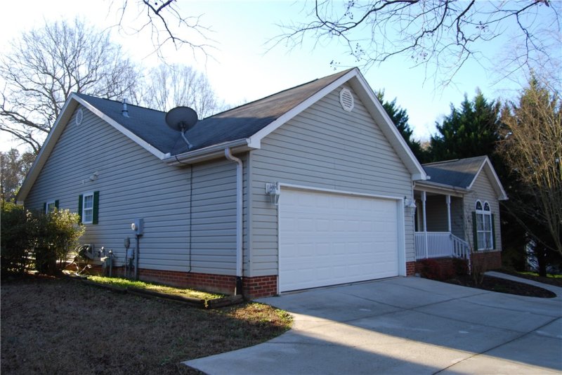 Property image 3 at 507 Hunters Lane, Anderson, SC 29625