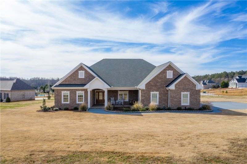 203 Chestnut Springs Way