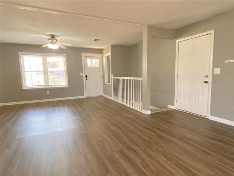 Property image 4 at 409 Springwood Drive, Seneca, SC 29672