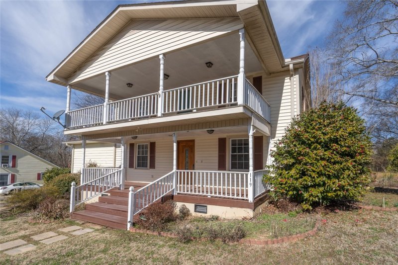 Property image 3 at 119 College Street, Central, SC 29630
