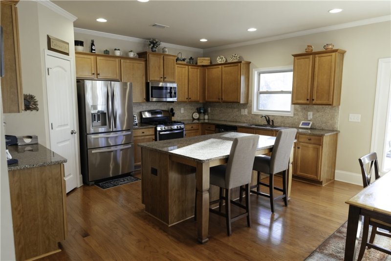 Property image 5 at 208 Vining Crossing, Belton, SC 29627