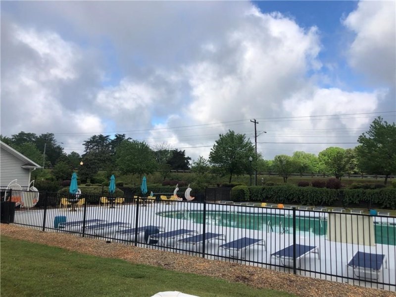 Property image 3 at 138 University Village Drive, Central, SC 29630