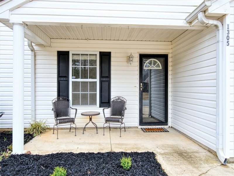 Property image 2 at 1305 Ravenswood Drive, Anderson, SC 29625