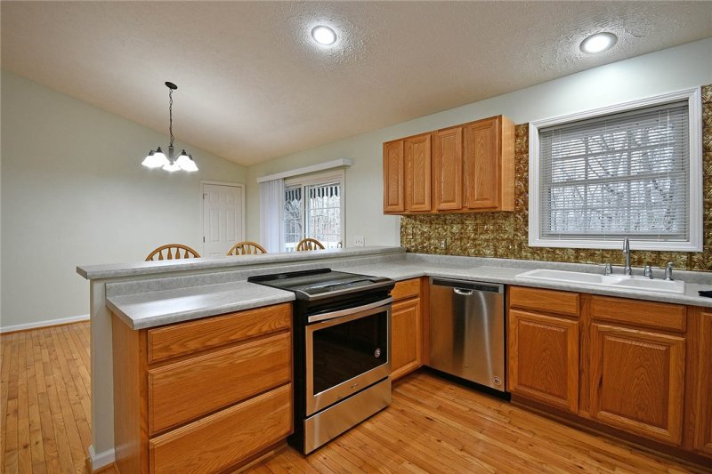 Property image 4 at 1120 Jody Drive, Seneca, SC 29678