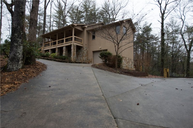 Property image 2 at 300 Whispering Falls Drive, Pickens, SC 29671