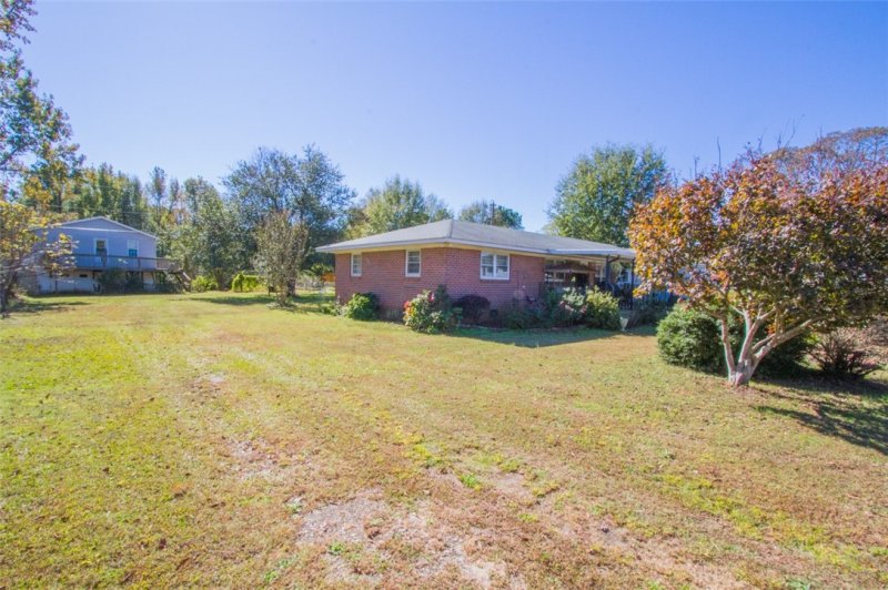 Property image 2 at 107 Brady Circle, Starr, SC 29684