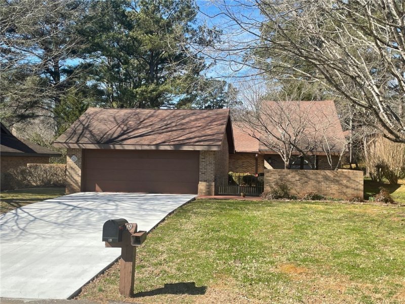 Property image 3 at 19 Downs Loop, Clemson, SC 29631