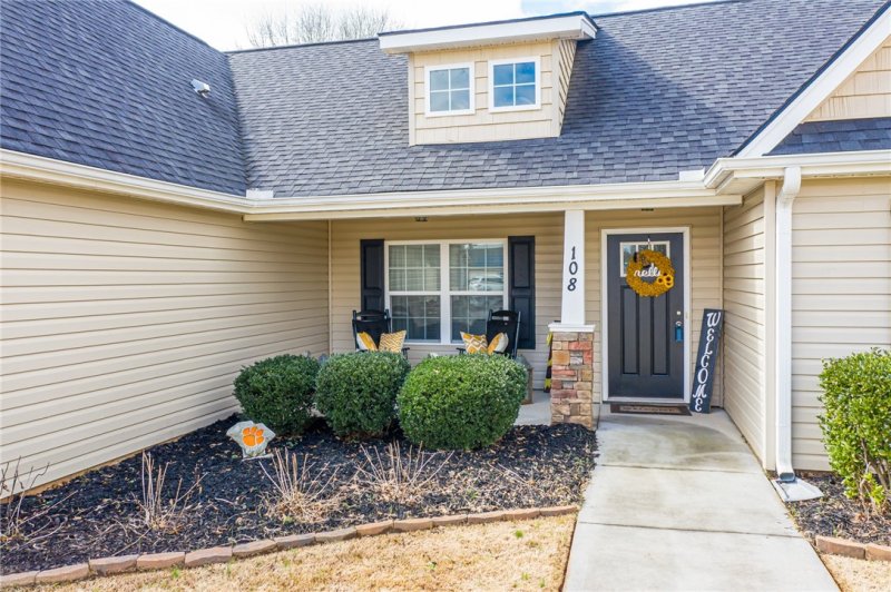 Property image 3 at 108 Tea Leaf Court, Anderson, SC 29626