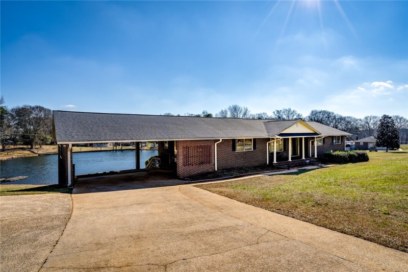 Property image 3 at 701 Parkwood Drive, Anderson, SC 29625