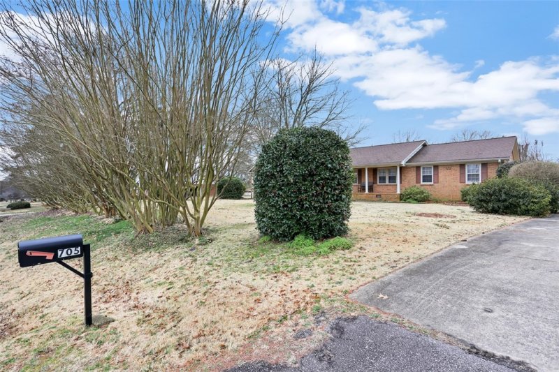 Property image 3 at 705 Centerville Road, Anderson, SC 29625