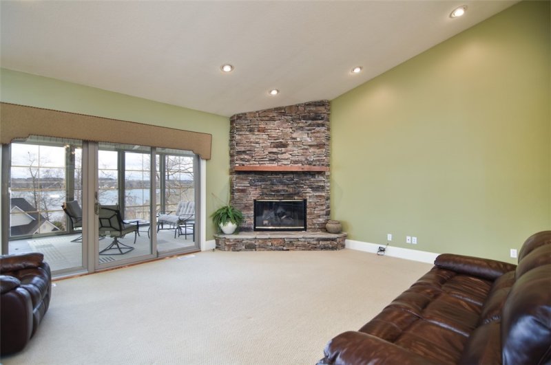 Property image 3 at 701 Acorn Way, Seneca, SC 29672