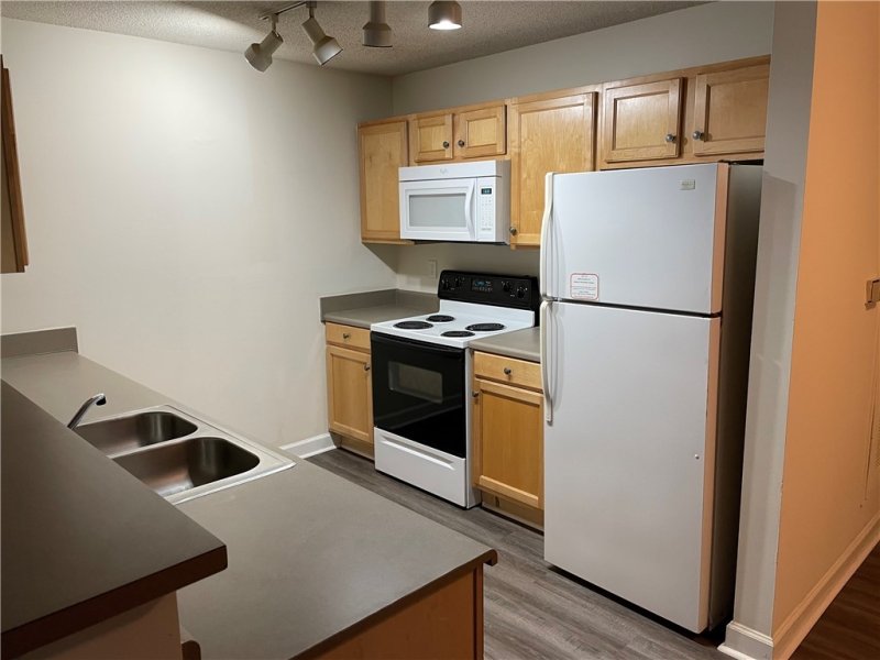 Property image 3 at 312 Harts Cove Way, Seneca, SC 29678