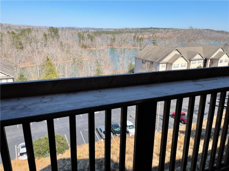 Property image 3 at 734 Harts Cove Way, Seneca, SC 29678