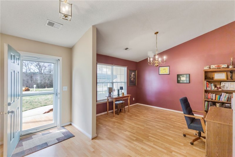 Property image 3 at 615 Hunters Lane, Anderson, SC 29625