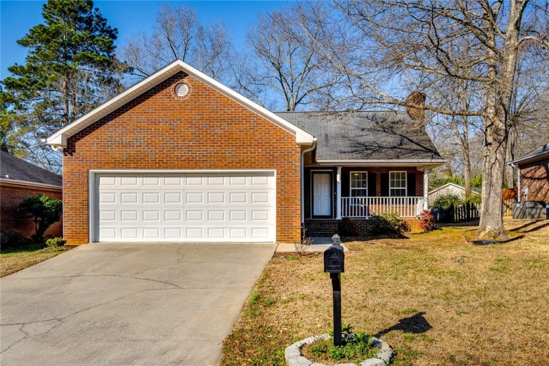 Property image 2 at 118 Woodbridge Court, Anderson, SC 29621