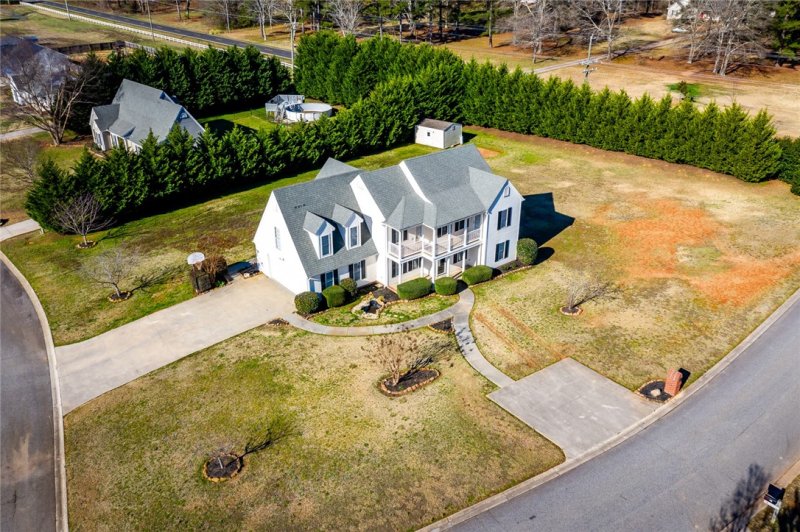 Property image 3 at 201 Rock Moss Drive, Williamston, SC 29697