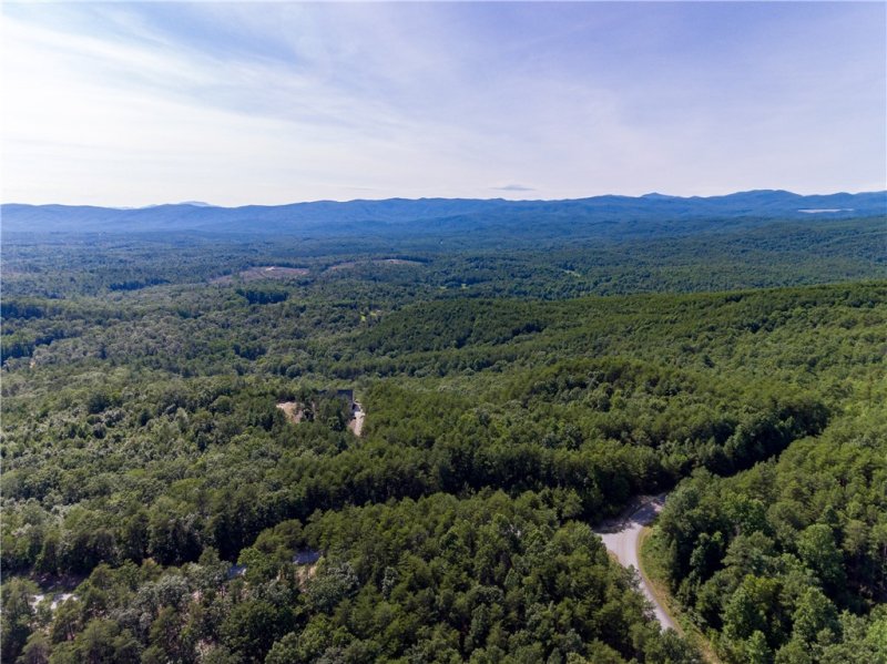 Property image 2 at 610 Tamassee Ridge Way, Salem, SC 29676