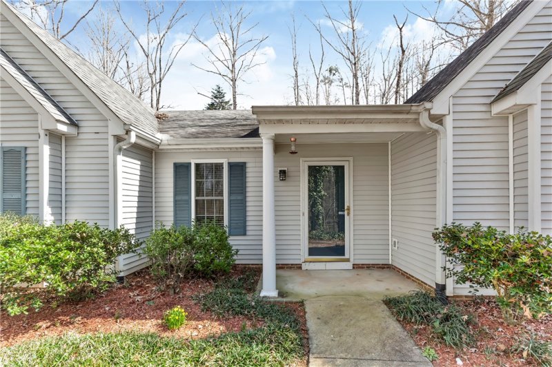 Property image 3 at 115 Cottonwood Drive, Seneca, SC 29678