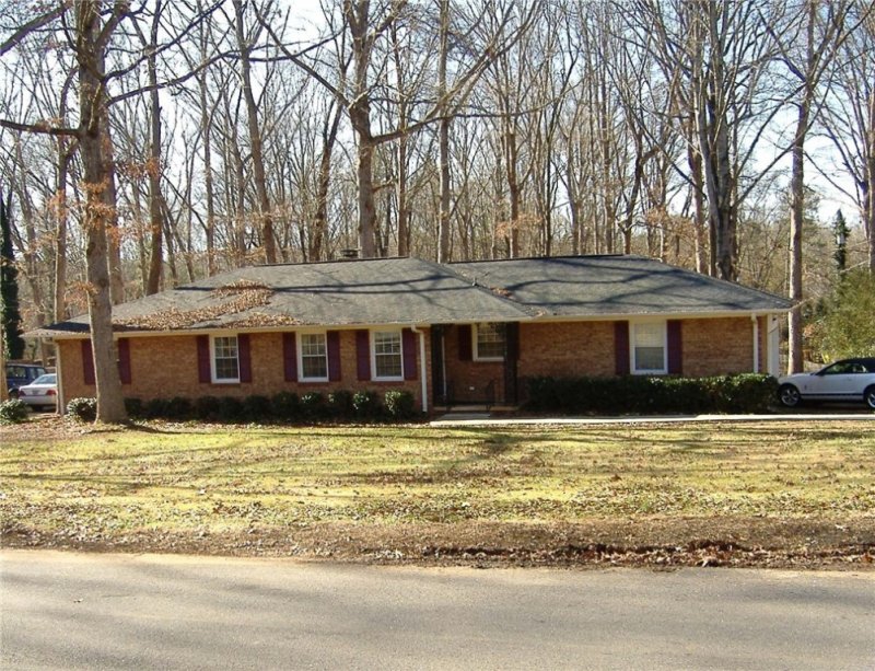 Property image 3 at 204 Clarke Stream Drive, Anderson, SC 29621