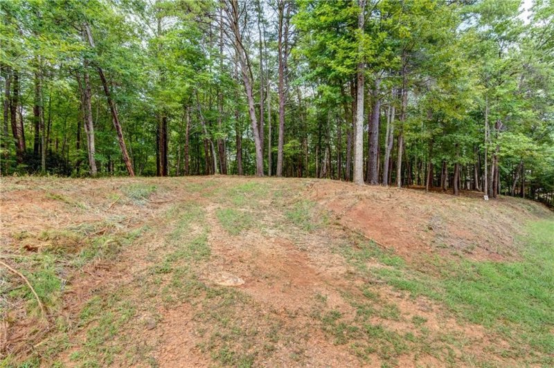 Lot 39 Eastatoe Parkway