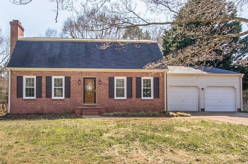 102 Princess Grace Avenue