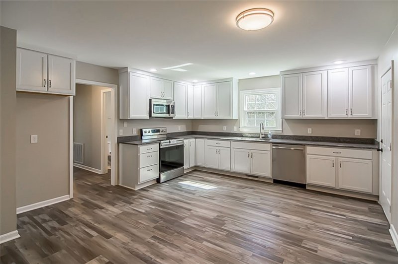 Property image 4 at 102 Princess Grace Avenue, Clemson, SC 29631