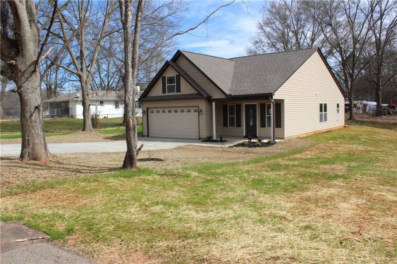 Property image 3 at 3904 Allston Street, Anderson, SC 29624