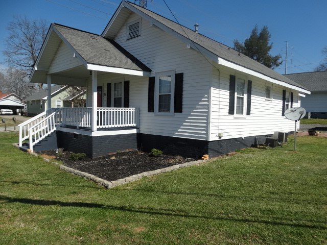 Property image 3 at 701 Anderson Drive, Liberty, SC 29657