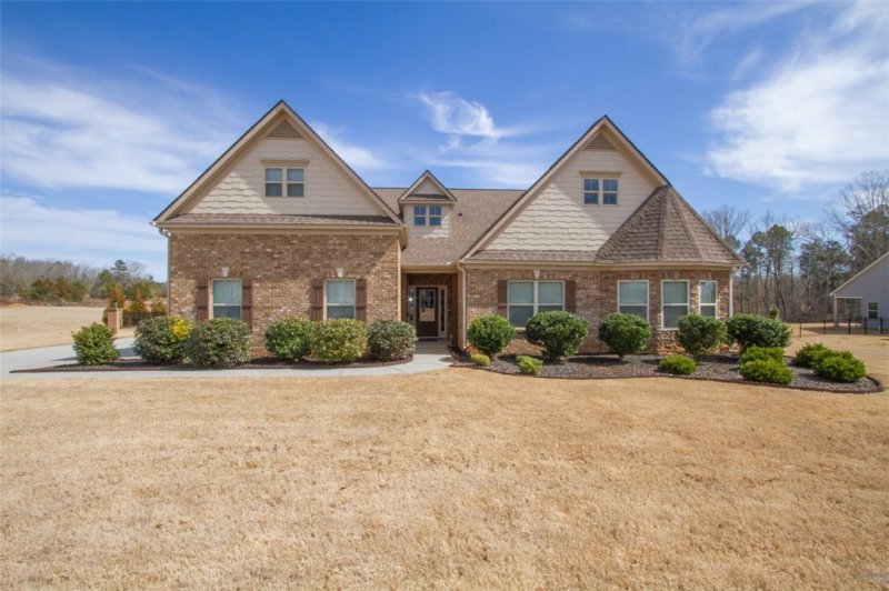 12 Old American Boulevard