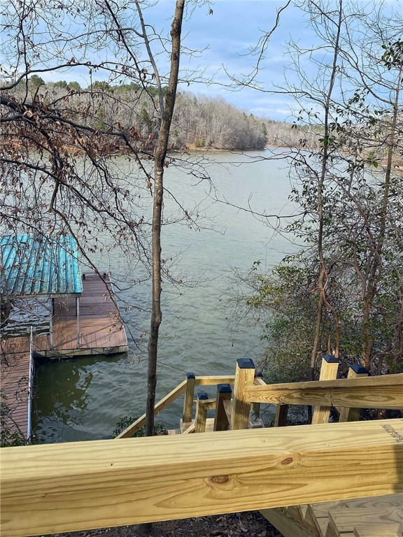 Property image 4 at 16 Pointe Wildwood Drive, Seneca, SC 29678