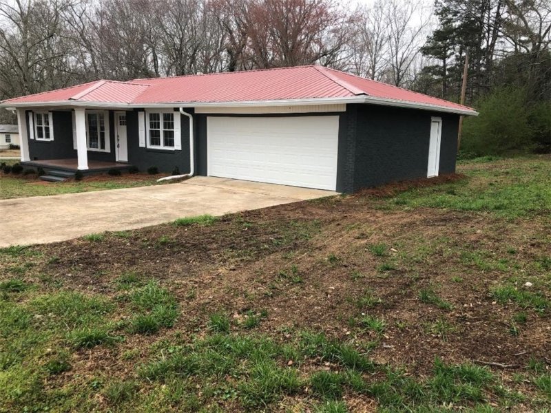 Property image 5 at 1003 MOUCHET Circle, Starr, SC 29684