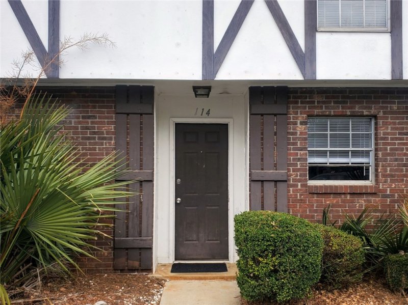 1108 Tiger Boulevard