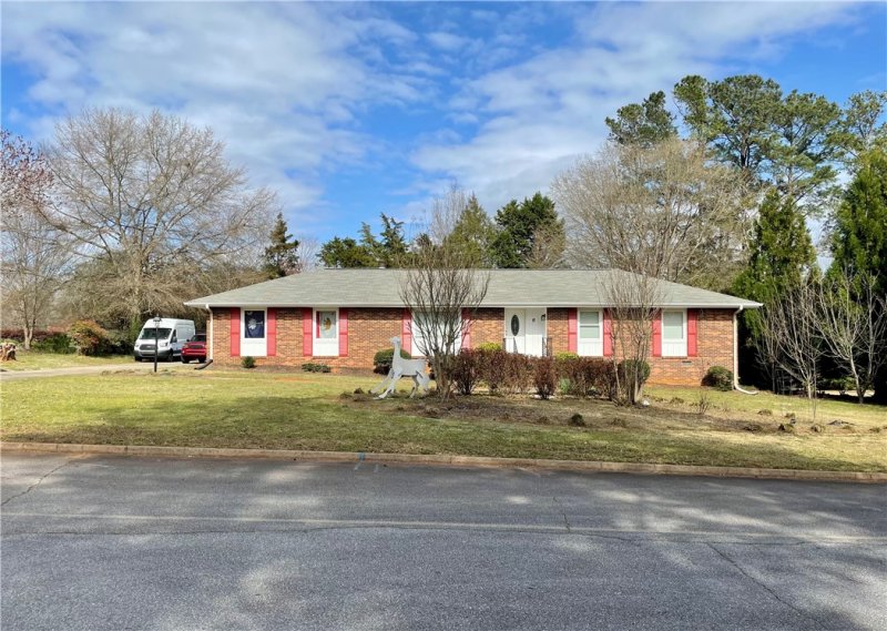 Property image 2 at 111 Evergreen Drive, Clemson, SC 29631