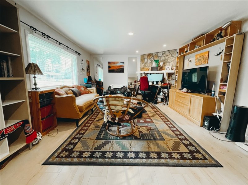 Property image 4 at 111 Evergreen Drive, Clemson, SC 29631